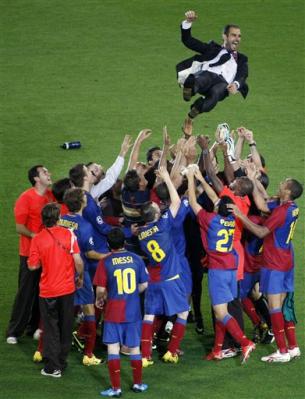 Bayern-Barça  vuelta de champions 12/05/2015 20:45 horas 4190899564-barcelona-coach-pep-guardiola-is-thrown-in-the-air-in